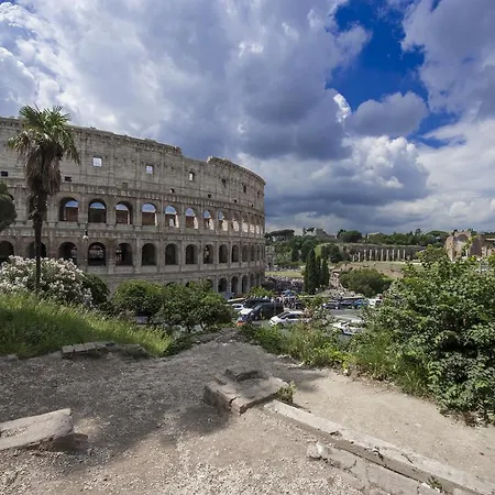 Гостевой дом Colosseum Corner 2*