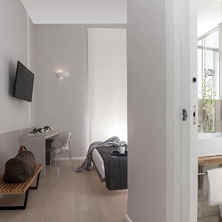 Colosseum Corner Roma