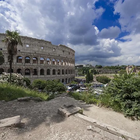 Гостевой дом Colosseum Corner 4*